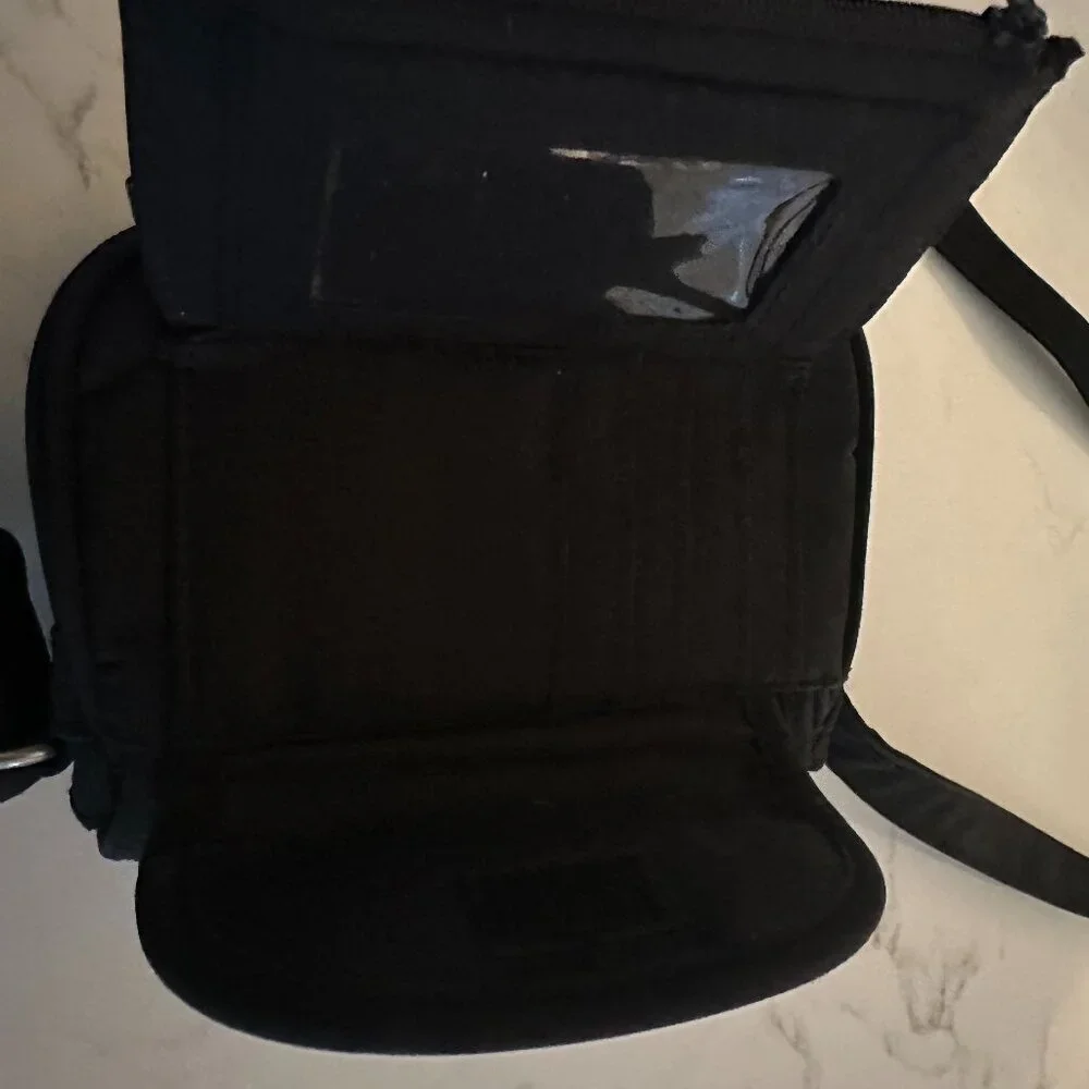 2 for $10 🎁 Great Purse With Lots of Pockets and Compartments
